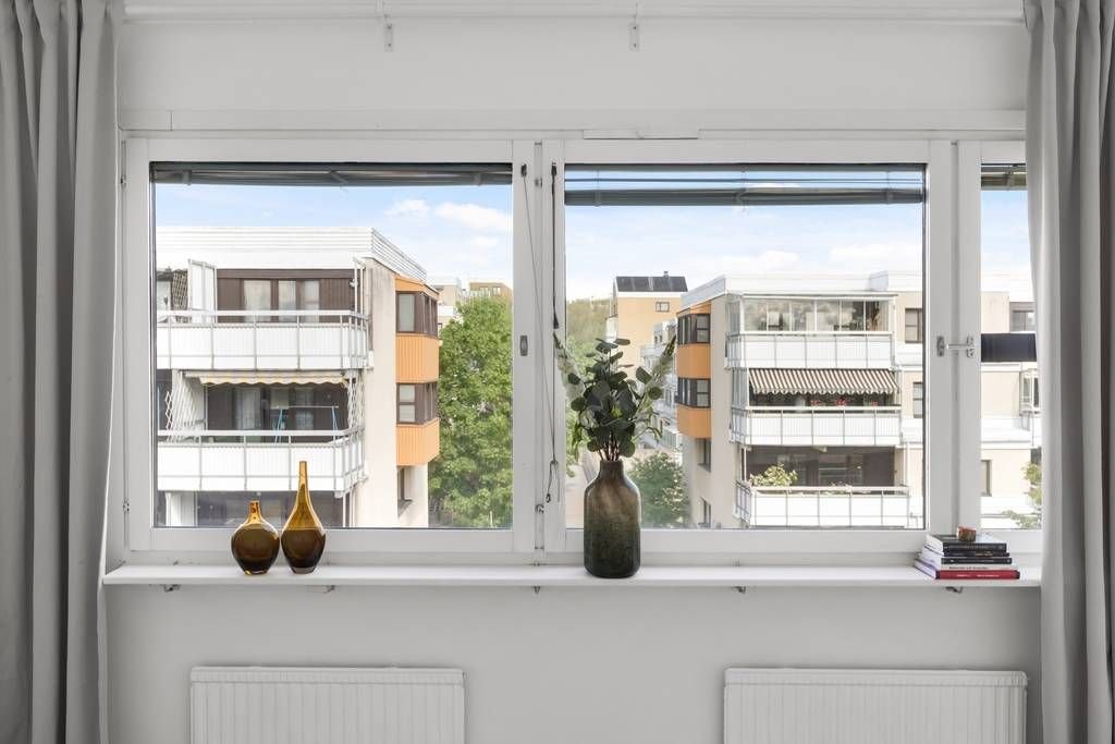 Nyrenoverad 2:a i Kista med utmärkt läge