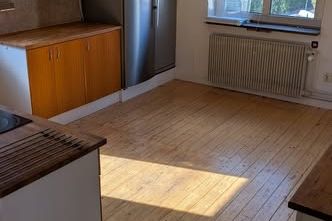 2 rok vid Sveaplan, balkong & parkering