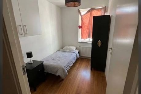 Rum uthyres i Råcksta, Vällingby 4 000 kr