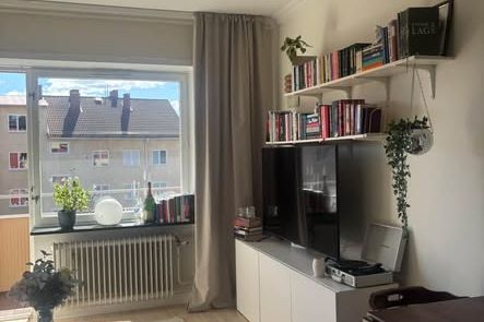 Möblerad etta med balkong i Fålhagen