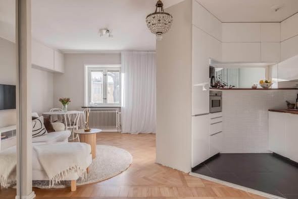 Möblerad mini-tvåa i Frescati/Ekhagen